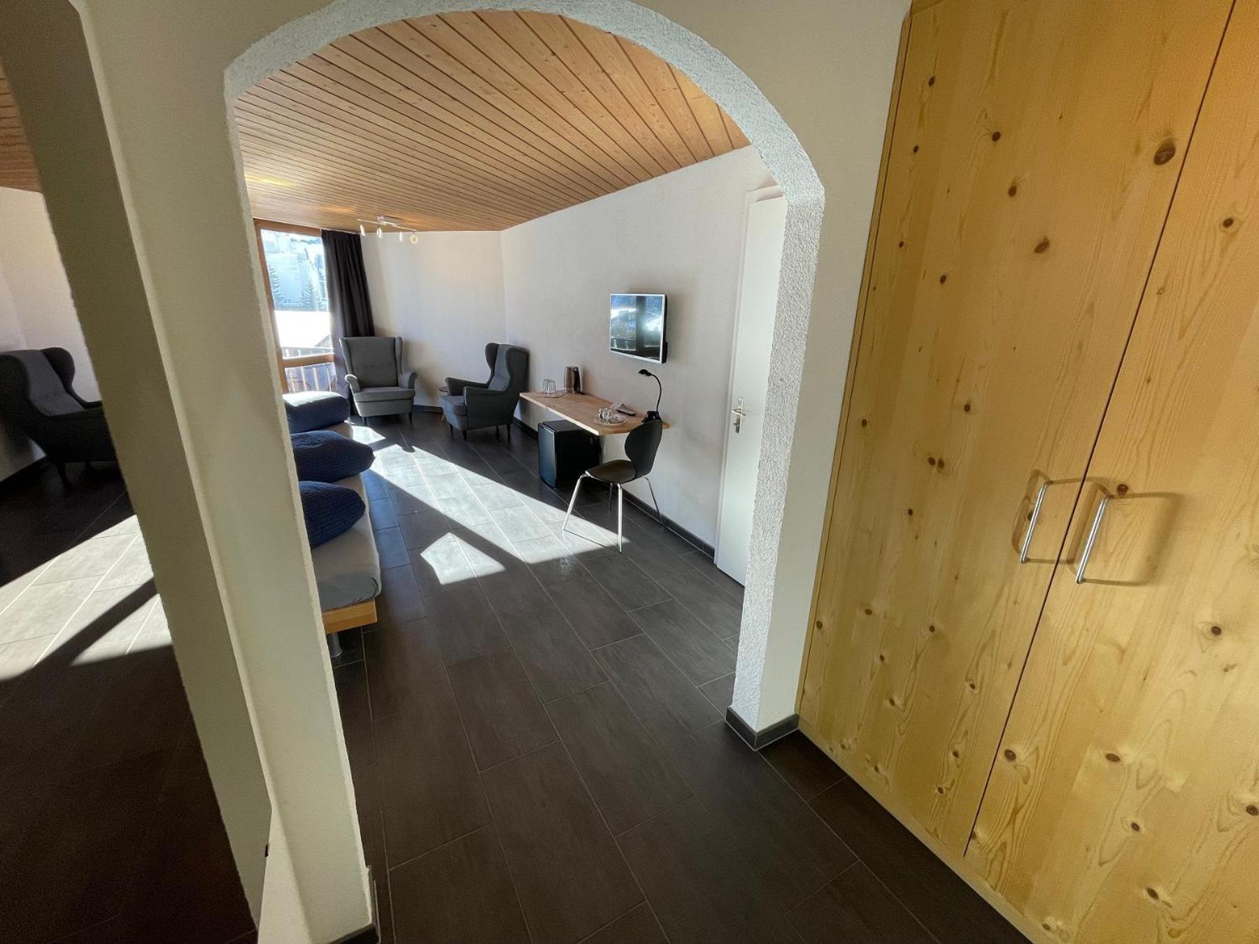 Catrina Hotel Дизентис Номер фото