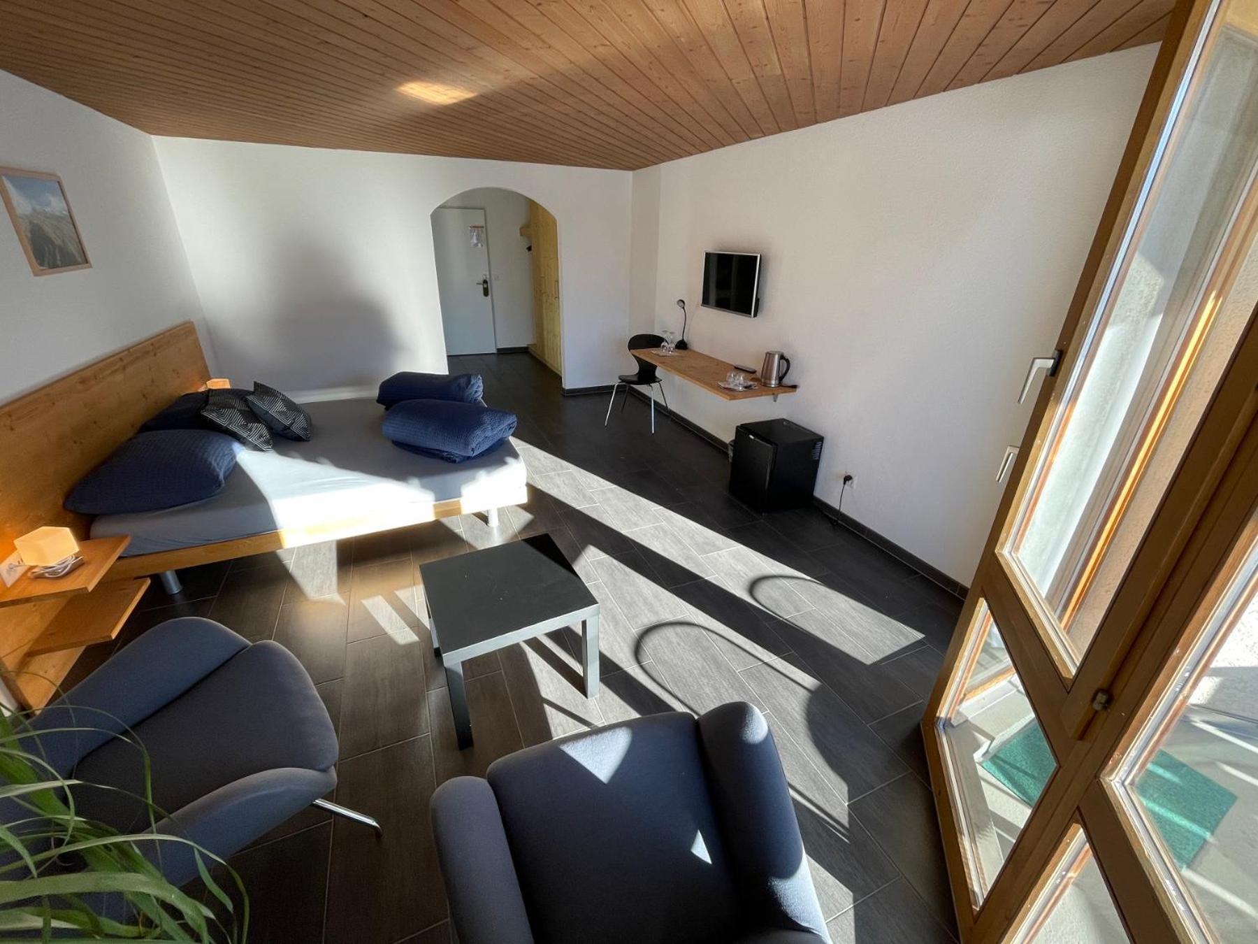 Catrina Hotel Дизентис Номер фото